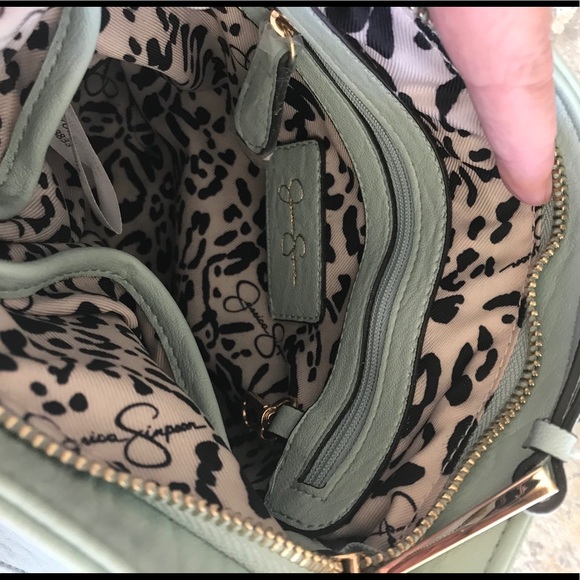 *SOLD* Jessica Simpson Crossbody/Purse, Pistachio - Picture 5 of 9